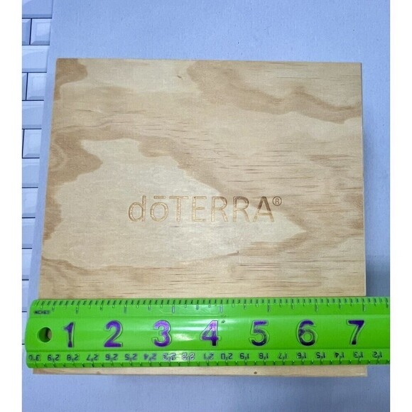 Doterra Essential Oils Empty Wooden Storage Box Case Holds 25 Bottles - Picture 9 of 11